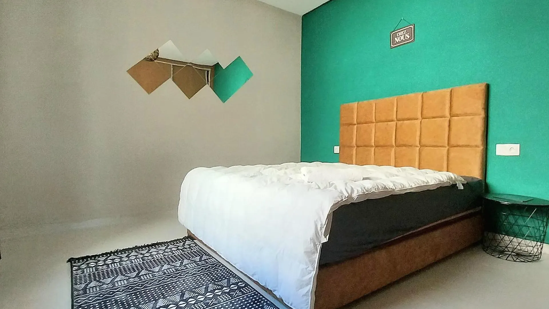 Family Airport Relax Apartment Deroua