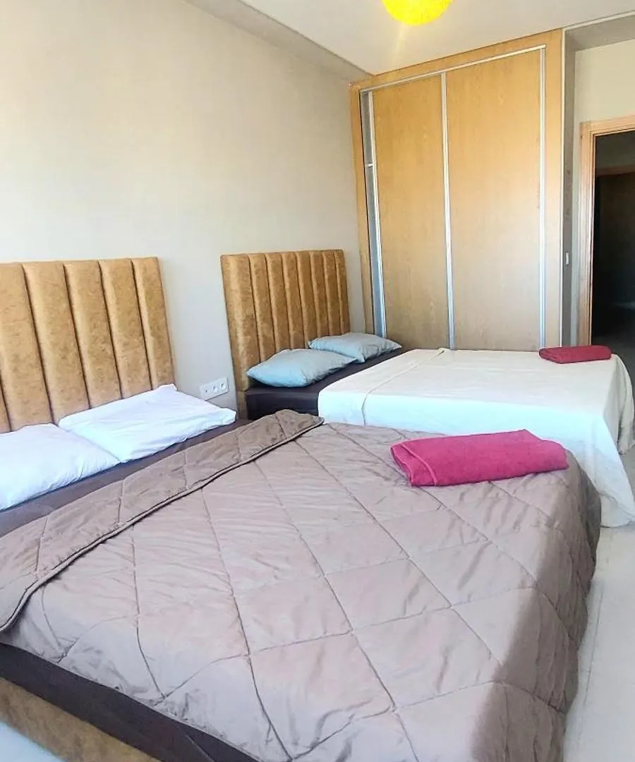 Family Airport Relax Apartment Deroua